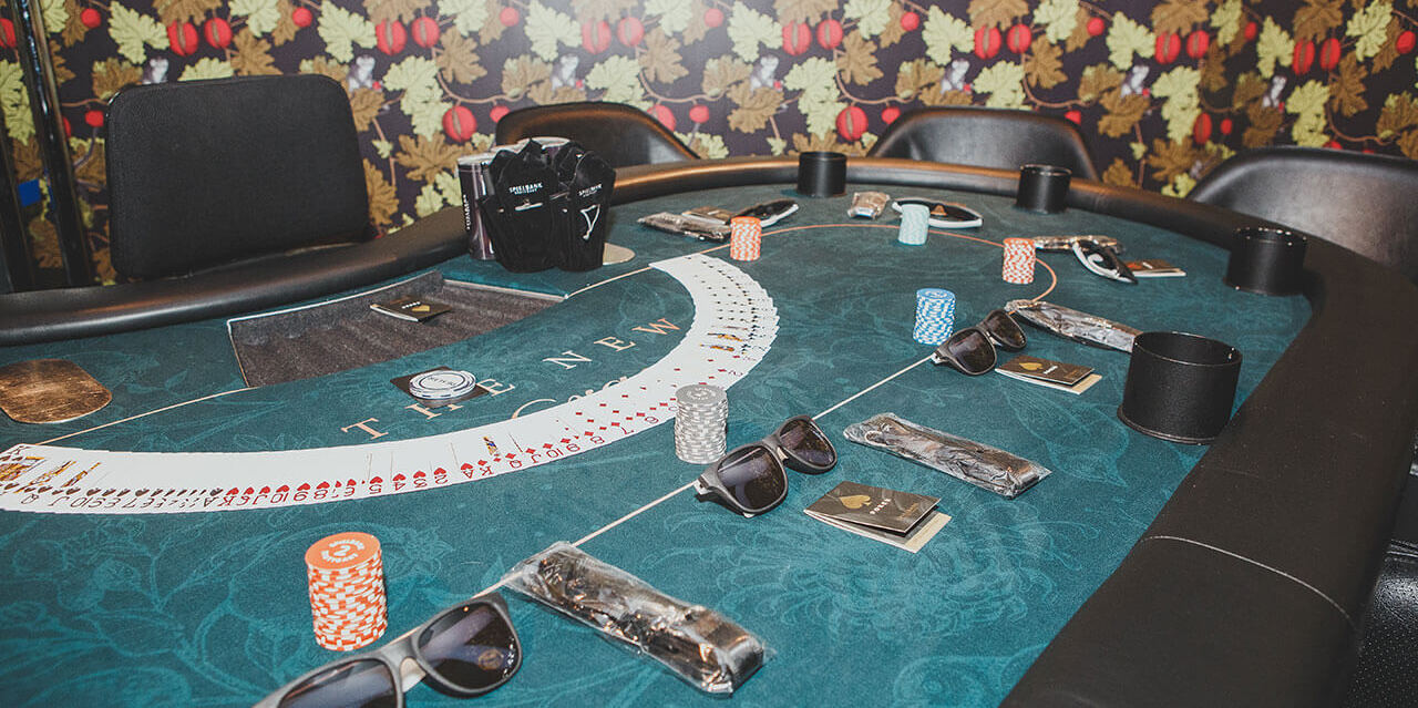 Der Black Jack Tisch im THE NEW GRACE